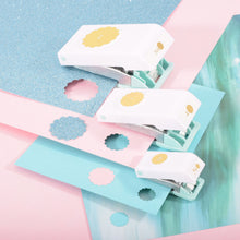 Cargar imagen en el visor de la galería, LAYERED PUNCH- SCALLOP CIRCLES