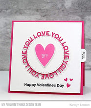 Cargar imagen en el visor de la galería, Love You Circle Frame