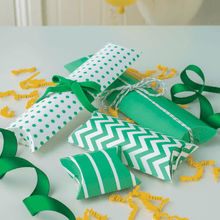 Cargar imagen en el visor de la galería, PILLOW BOX PUNCH BAORD