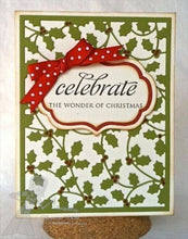 Cargar imagen en el visor de la galería, HOLLY CUTTING PLATE